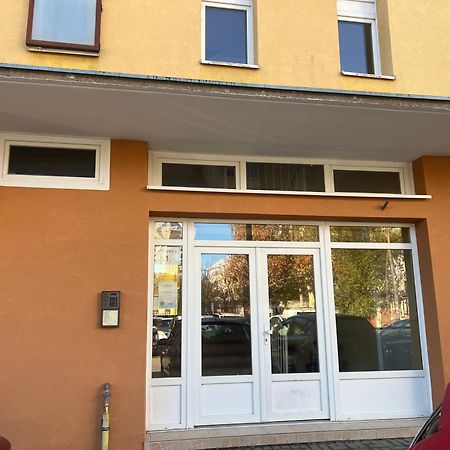 Centrum Apartman Kaposvár Eksteriør billede